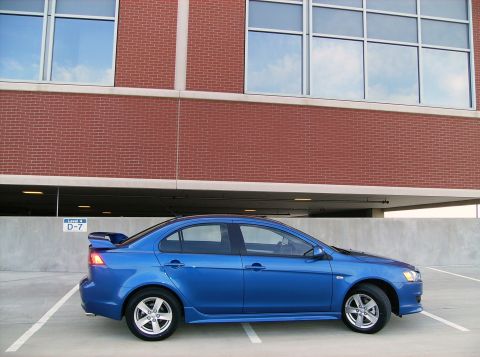 2009 Mitsubishi Lancer photo