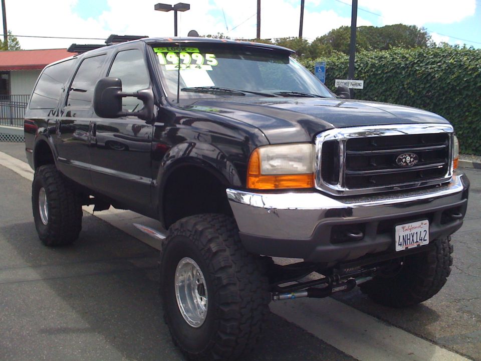 2000 Ford Excursion “Monster Mash”