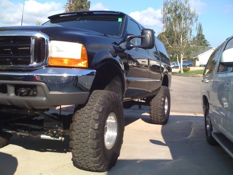 2000 Ford Excursion photo