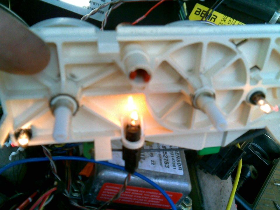 i joined the 2 original power wire pairs together and tapped all 3 bulbs off the 2, so the added draw and dimmer control would be more even, we'll see...