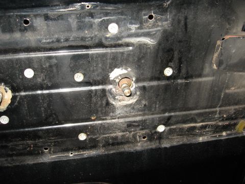 1966 Ford F-100 - The Four screws hold the regulator to the door, the Fifth screw at the top is what holds the division bar. Remove the 4 screws for the regu…