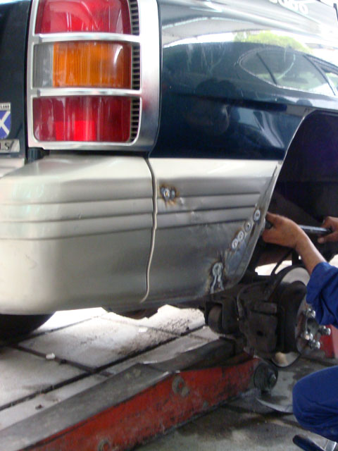 2000 Mitsubishi Montero “P”