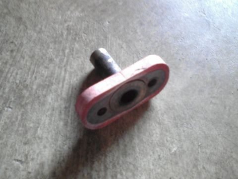 1996 Mercury Grand Marquis - This is the insulator that goes between the EGR outlet and the composite inlet elbow so it is not damaged by the heat