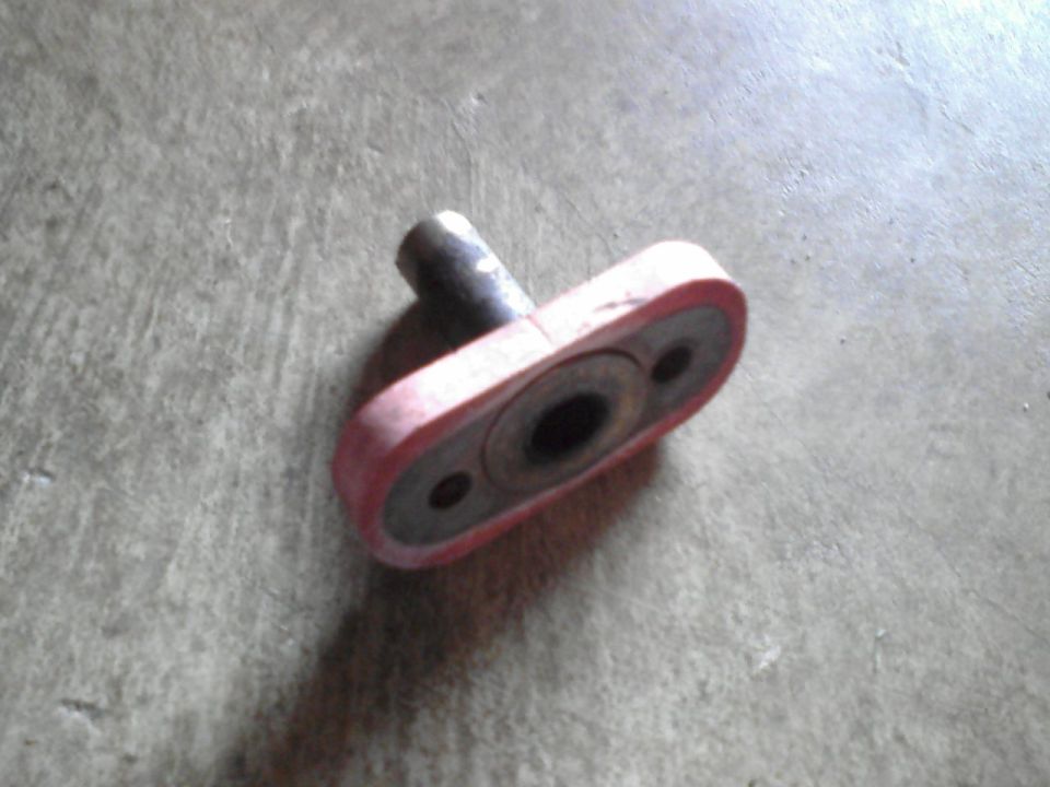 This is the insulator that goes between the EGR outlet and the composite inlet elbow so it is not damaged by the heat
