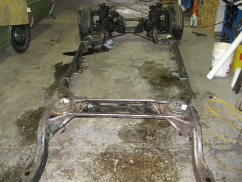 1984 Ford LTD Crown Victoria - Many weeks later and more wire brushing and sanding and cleaning, followed by an application of something call Evapo-rust.