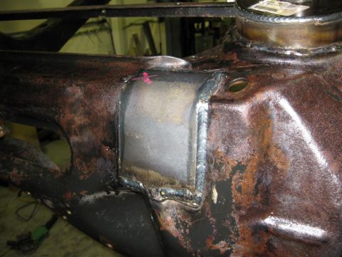 1984 Ford LTD Crown Victoria - The left rear "X" brace mounting pad