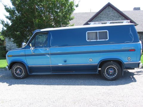 1978 Ford E150 photo