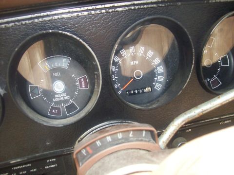 1976 Ford Torino - 14999.9 miles showing, must be turned over at least once, last registration expired May 1992! See the 77-79 fuel gauge stuck in there?