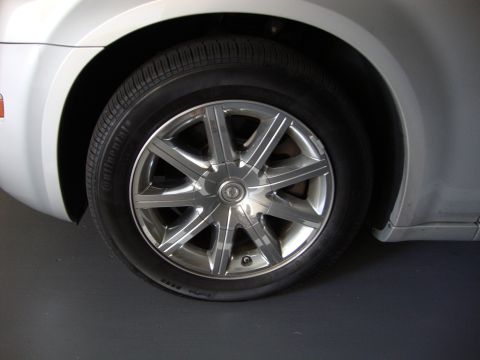 2008 Chrysler 300 - Close-up of a 2008 Chrysler 300's stock wheel and tire.
