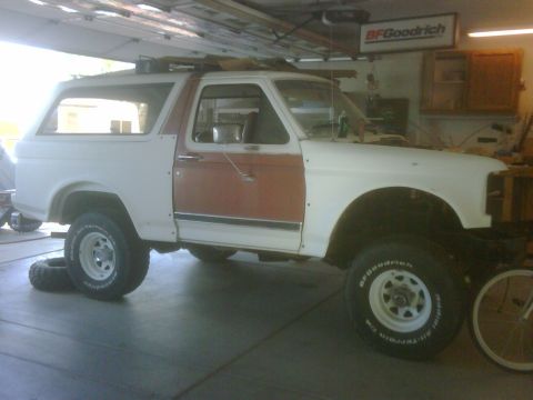 1984 Ford Bronco photo
