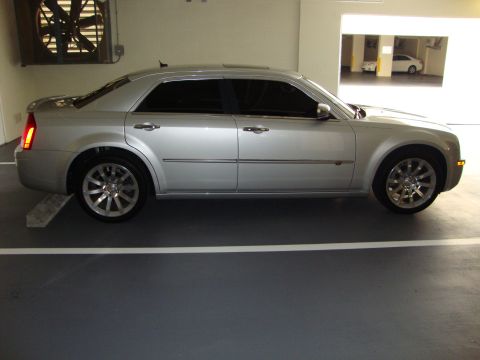 2008 Chrysler 300 “Bilo”