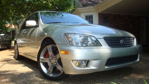 Lexus IS300