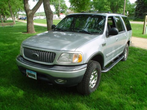 2001 Ford Expedition photo