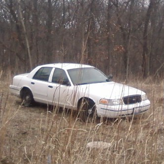 2000 Ford Crown Victoria LTD “Vicky”