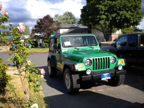 1986 Ford Bronco - 04 TJ Rubicon