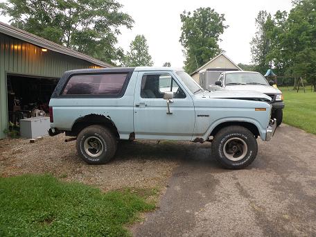 1985 Ford Bronco photo