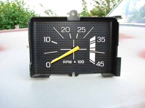 1984 Ford F-250 - 80-86 Diesel Tach