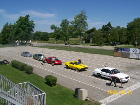 2003 Ford Crown Victoria photo