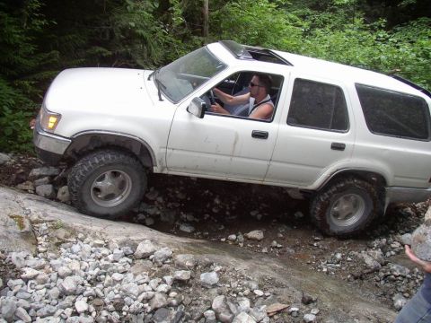 1988 Ford Bronco - 4 runner cant make it