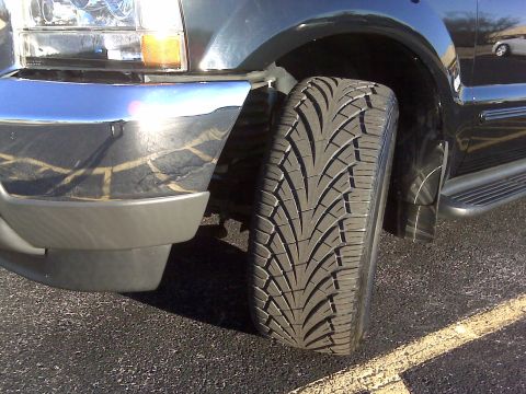 2000 Ford Excursion photo