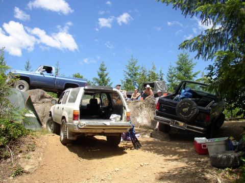 1988 Ford Bronco - the parkin lot