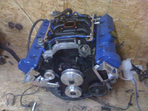 1996 Ford Crown Victoria - Block from a '04 CVPI, 90,xxx Km's on it.