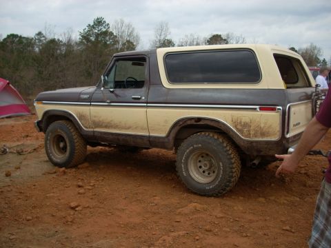 1996 Ford Bronco - This Ford Bronco appears to be from the late 1970s, not a 1996 model.