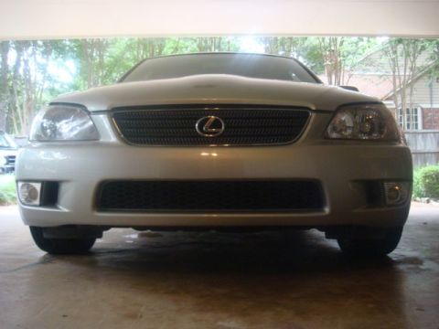 2001 Lexus IS 300 “Lynn”