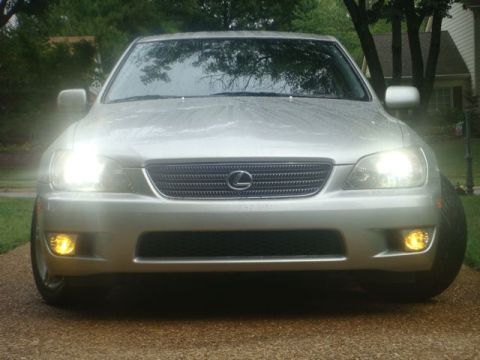 2001 Lexus IS 300 “Lynn”
