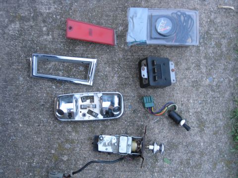 1996 Mercury Grand Marquis - water temp gauge automatic headlamp switch power mirror switch in dash clock curb light chrome trim rear marker lense 86 crown vic overhead…
