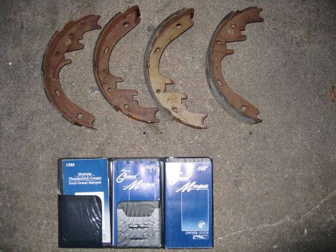 1996 Mercury Grand Marquis - 1988 Mercury Grand Marquis owners manual Nearly new rear brake shoes 5/32