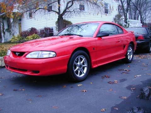 1995 Ford Mustang photo
