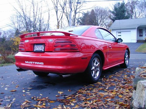 1995 Ford Mustang photo
