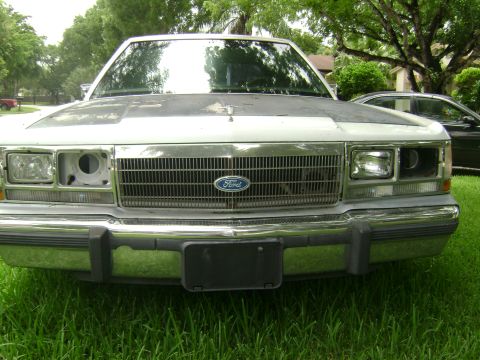 1991 Ford LTD Crown Victoria “Beast”