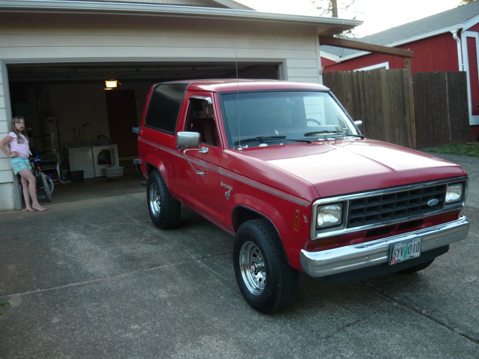 1985 Ford Bronco II “lil red”