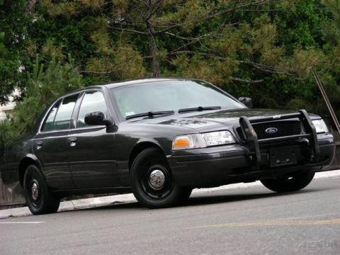 2003 Ford Crown Victoria “Vicky”