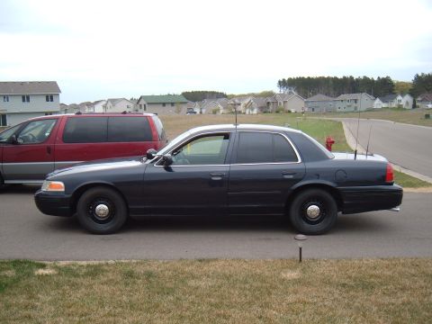 2000 Ford Crown Victoria