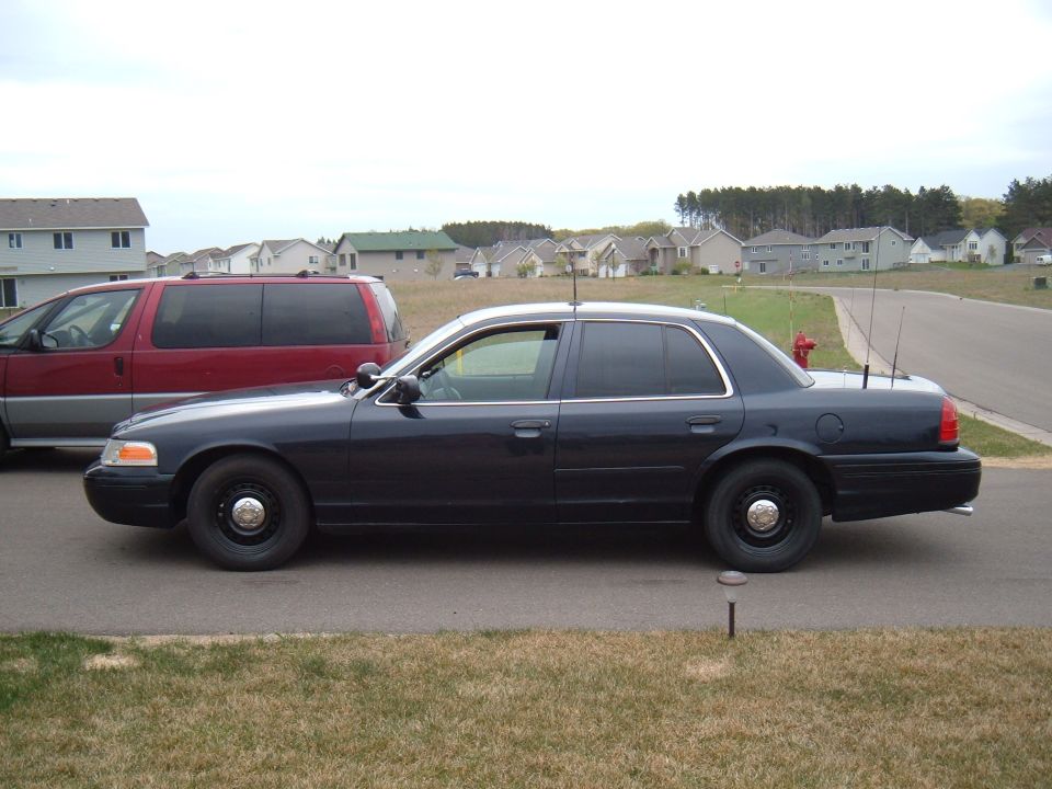 2000 Ford Crown Victoria