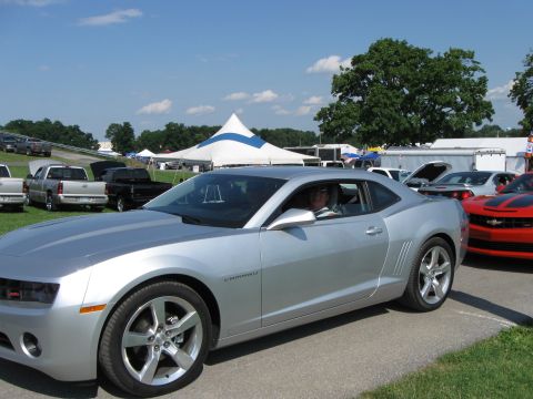 2004 Aston Martin Virage “Odd Pic”