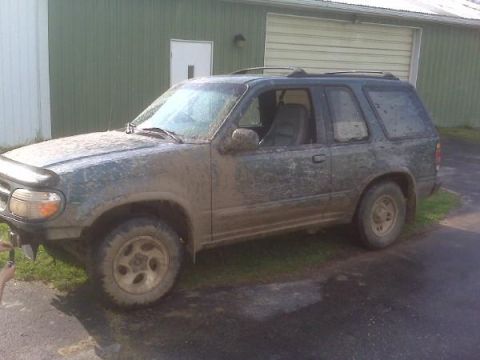 1996 Ford Explorer photo