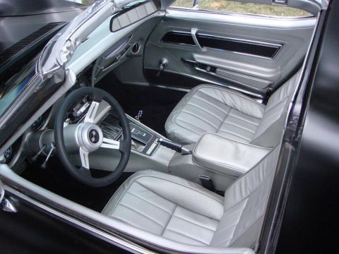 1975 Chevrolet Corvette photo