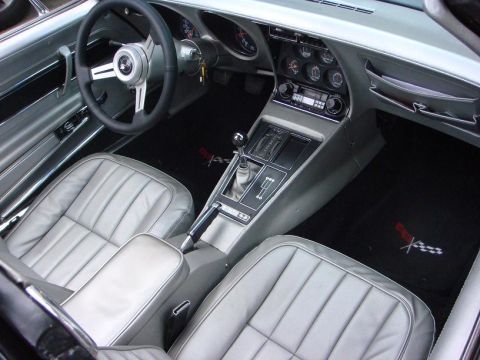 1975 Chevrolet Corvette photo