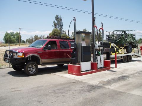 2001 Ford Excursion photo