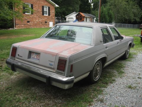 1987 Ford Crown Victoria LTD “The Boat”
