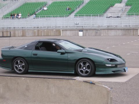 2001 Chevrolet Silverado 1500 - best camaro hands down for that gen!!!
