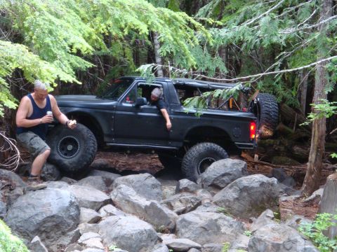 1978 Ford Bronco - Multi-tasker Mike eating and spotting Greg