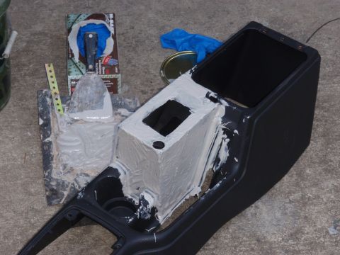 1996 Ford Bronco - Using bondo to finish the console
