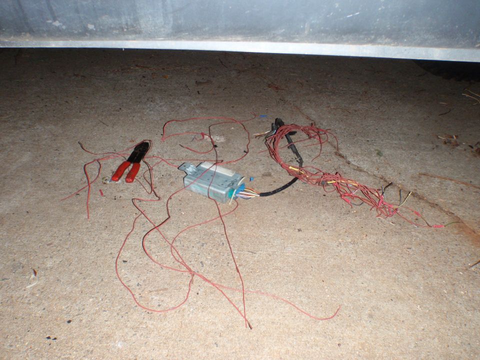 Junky wiring for the TCM
