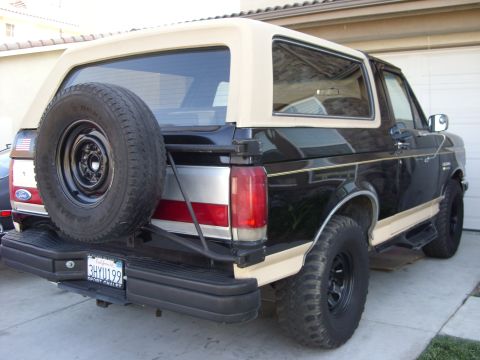 1989 Ford Bronco photo
