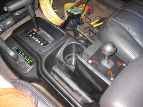 1996 Ford Bronco - finished console with everything in. sooo sexy